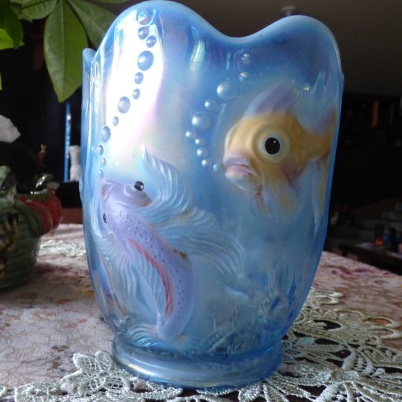 FENTON BLUE OPALESCENT SCALLOPED RIM FISH BOWL VASE PLANTER HANDPAINTED SIGNED - Picture 3 of 14
